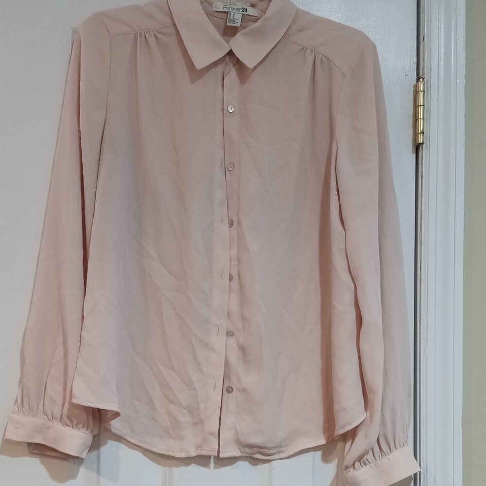 FOREVER 21 Women's Medium Size Chiffon Blouse
